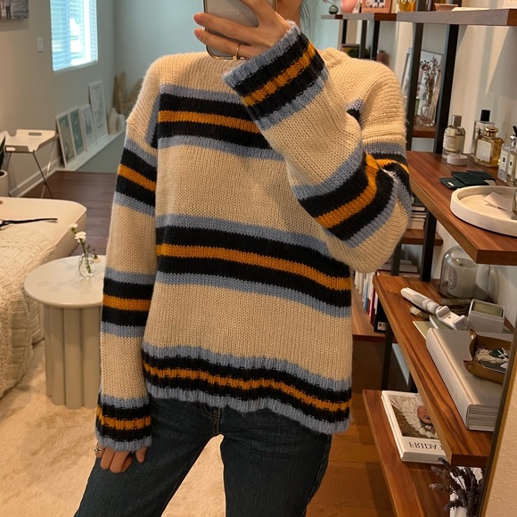 Urban Outfitters Sweater Women's M
Bobby Boyfriend Striped Crewneck Knit
Chunky - Picture 4 of 4